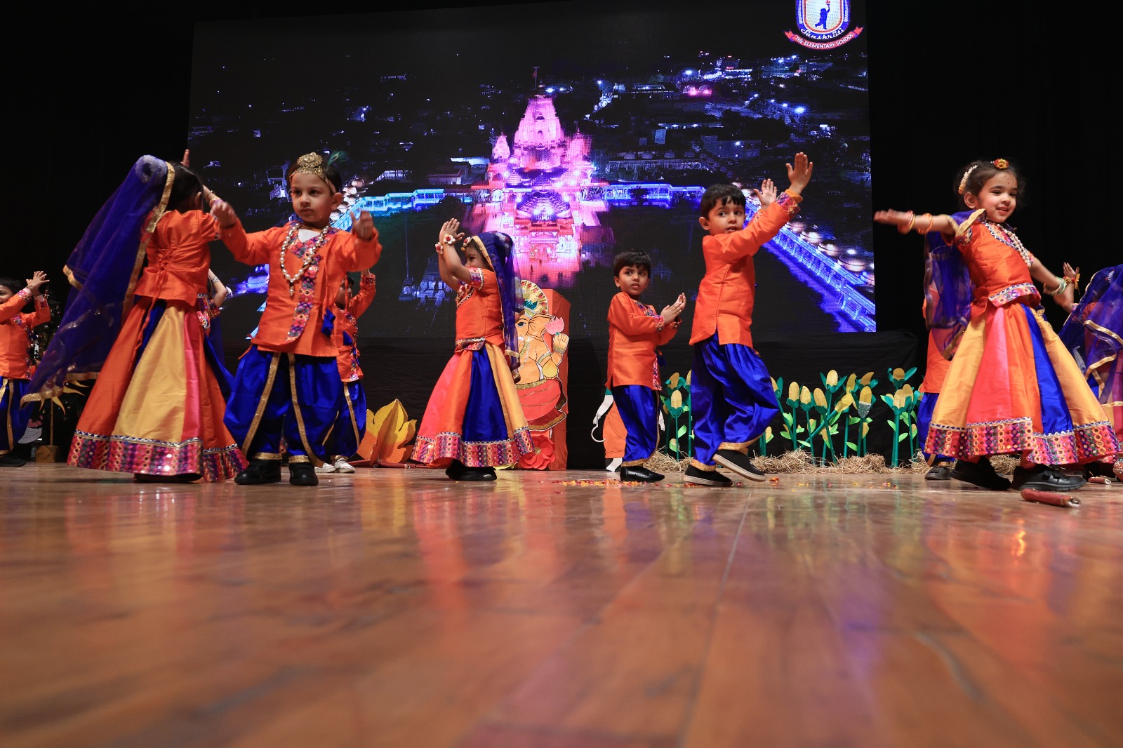 Group activity during a school day Group activity with kids